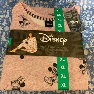 COPY - Mickey & Minnie Pajama set